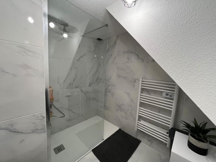 Location De Villa Numero 3 Renovee En Residence Ле Баркарес Экстерьер фото